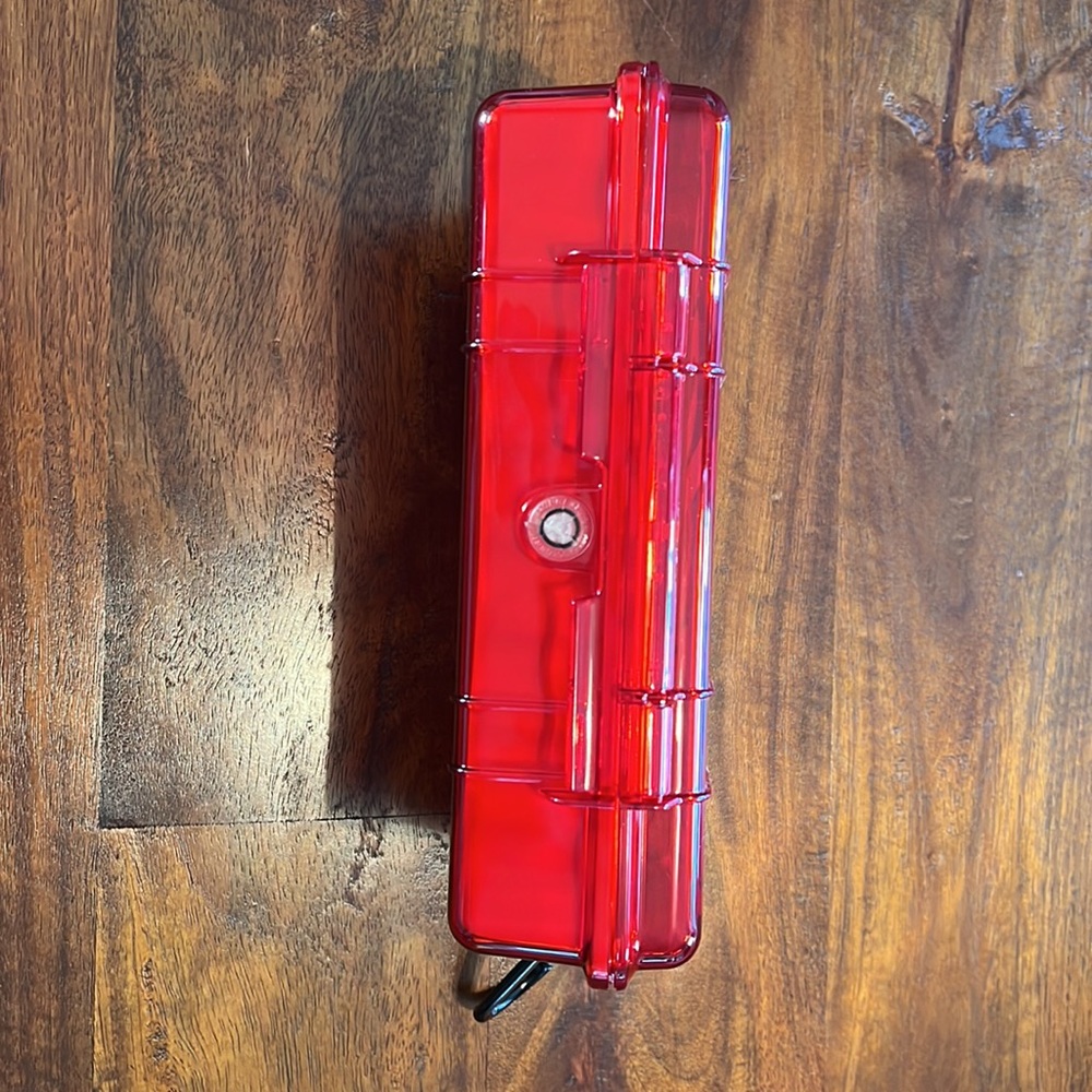 SUPREME Box - Picture 2 of 7